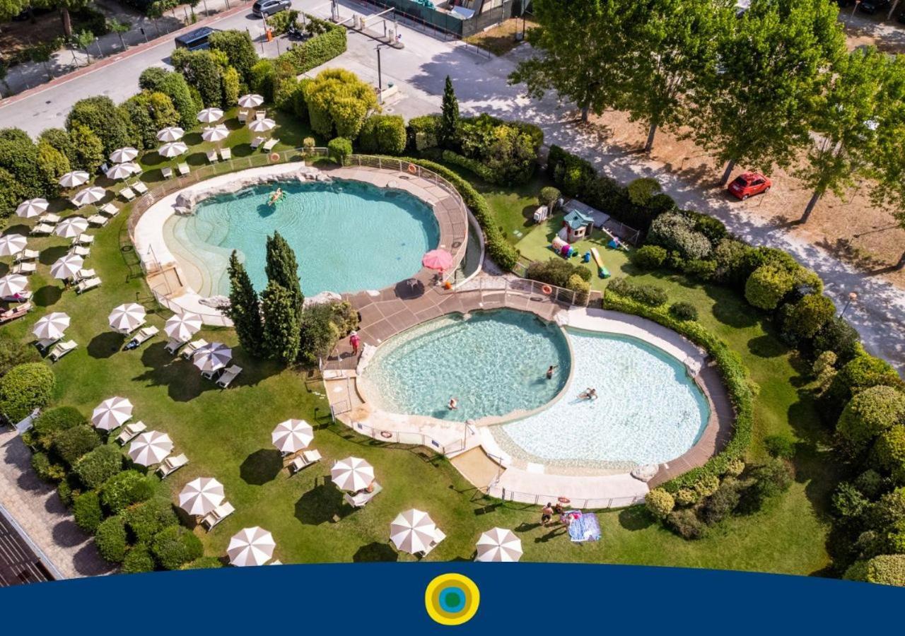 מלון מגדל אגם פוצ'יני Club Del Sole Viareggio Family Collection מראה חיצוני תמונה